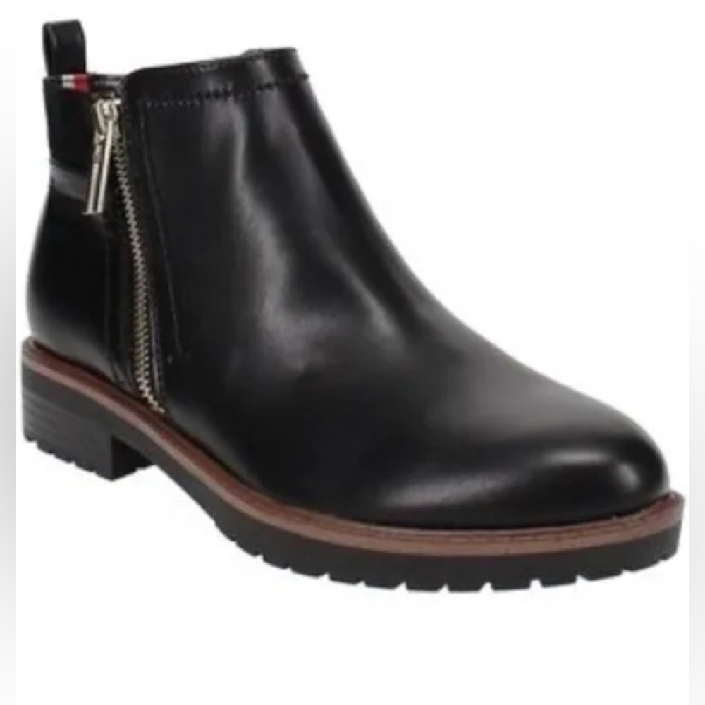 Tommy Hilifiger Fawn2 Black Ankle Booties Size 8.5